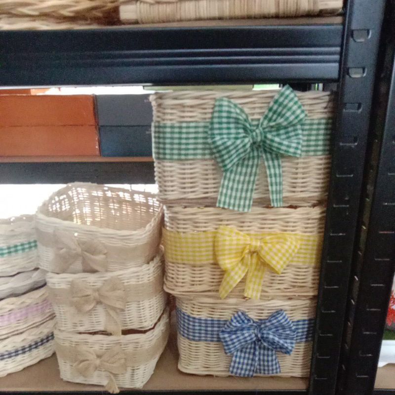 

keranjang pita rotan/hampers