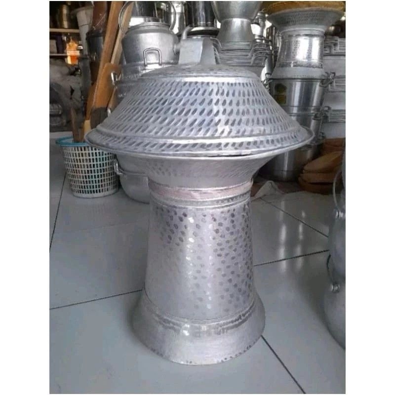 Seeng almunium & kukusan bambu free tutup