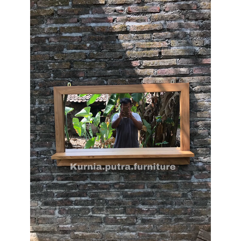 cermin dinding jati / cermin hias jati murah