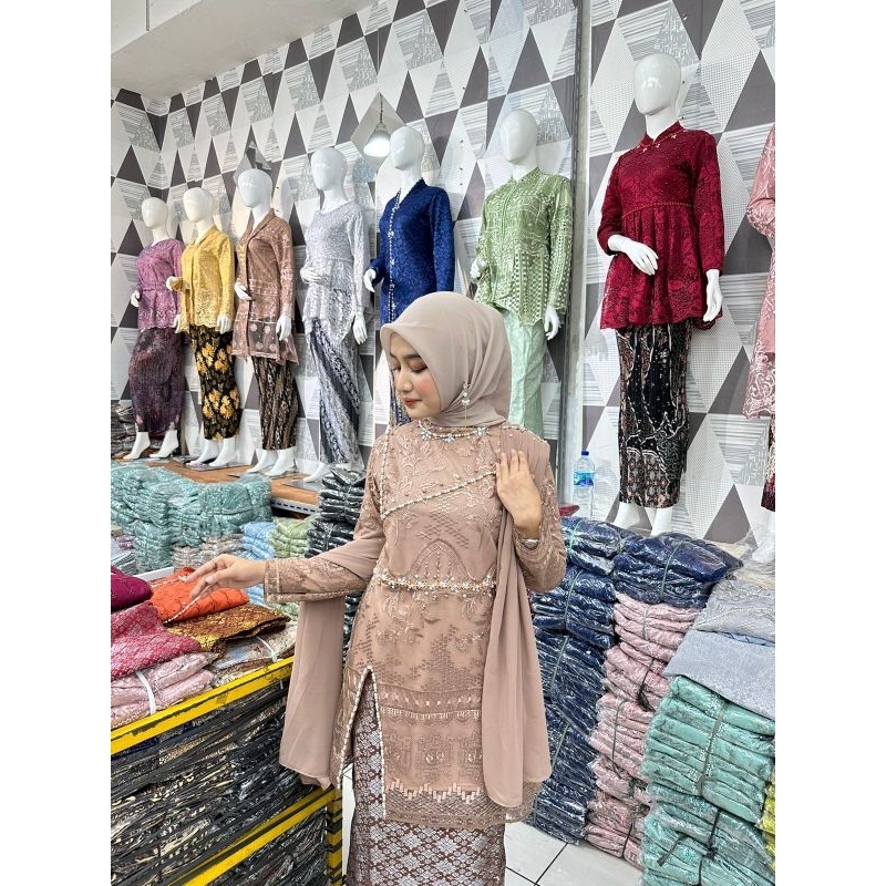(COD) Kebaya Rosalia | Kebaya Wisuda | Kebaya Pesta | Kebaya Modren | Kebaya Pendek Free Hijab