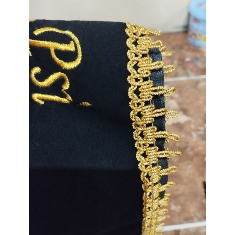 

penambahan pita atau renda