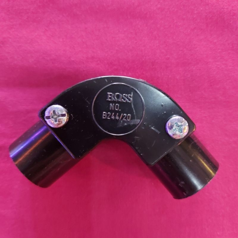 Elbow pipa conduit BOSS 20 mm