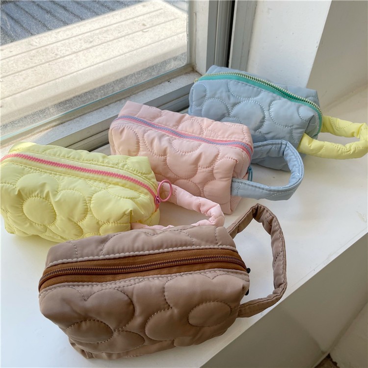 

4ds! Kotak Pensil Sleting Motif Bunga Flower Handle Pastel / Pouch Makeup Aesthetic / Tas Aksesoris