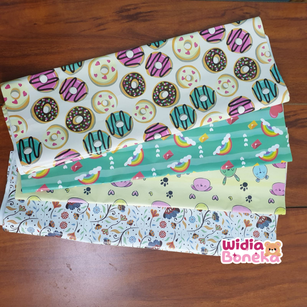 

Spesial Kertas kado & Gratis Kartu Ucapan