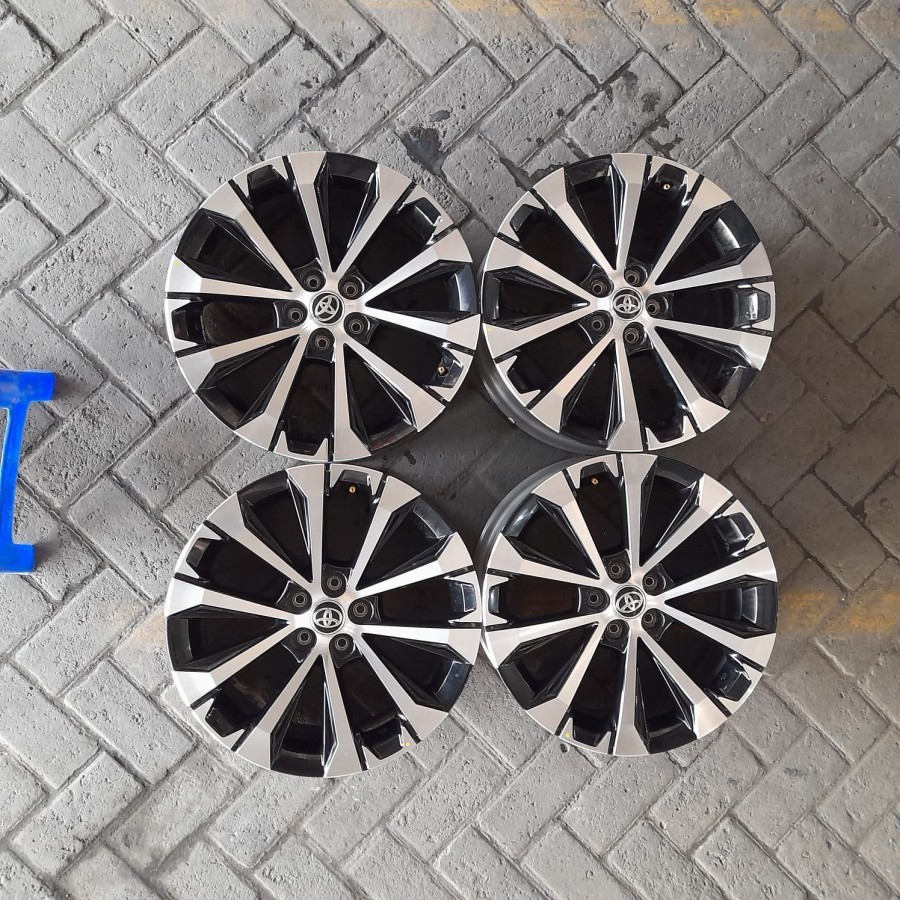 VELG OEM NEW AVANZA VELOZ R17 PCD 5X100 TOYOTA