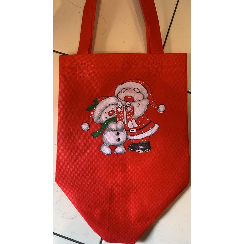 

Tas Kain Spundbond Natal / Goodie bag MERRY CHRISTMAS Kekinian PER LUSIN