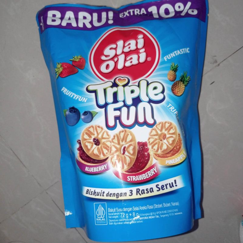 

slai olai triple fun pouch isi 10