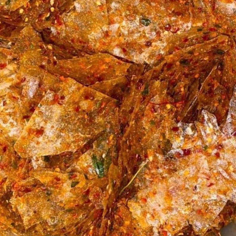 

Terbaik Kripik kaca pedas daun jeruk terlezat 1kg !!!