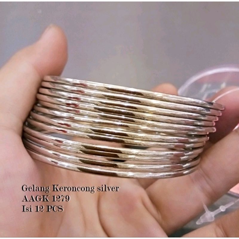 gelang titanium keroncong silver pouls isi 3pcs