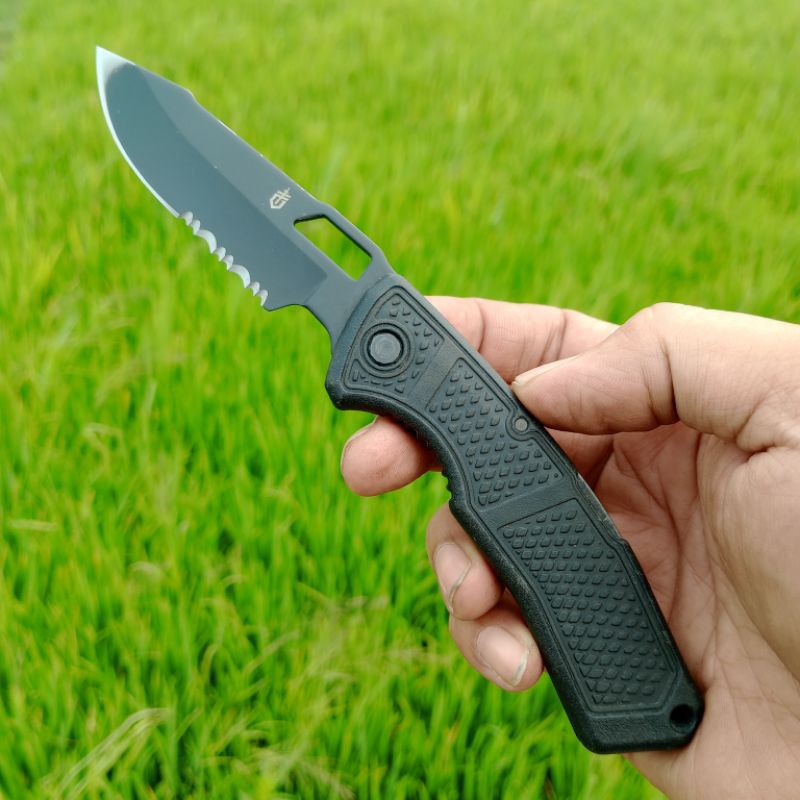 Gerber Order Folding knife black combo harpoon with FRN Handle