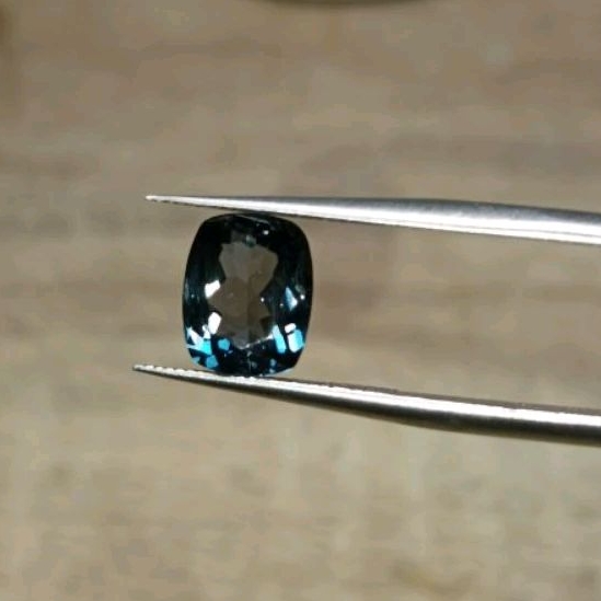 Batu permata natural blue topaz london IRR + Memo GLI