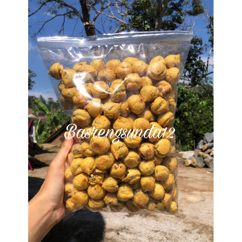 

Soes Coklat 1KG / Kue Soes Coklat lumer 1000gram