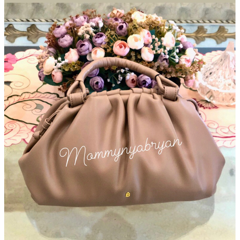 Preloved Buttonscarves The Cloud Bag - Khaki