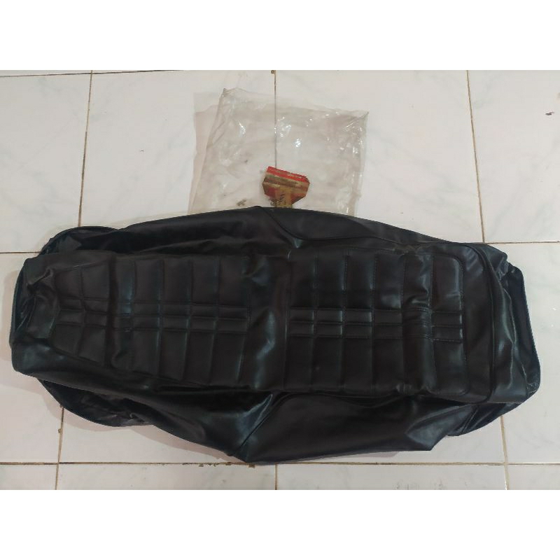 Cover jok cover seat kulit jok Suzuki TRS original baru