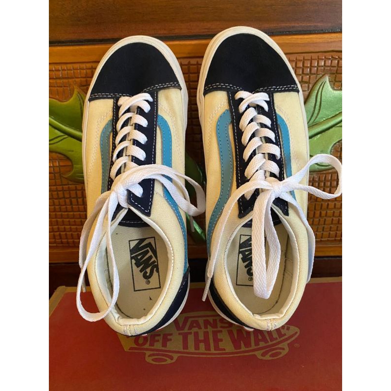 PRELOVED SEPATU VANS ORIGINAL STORE