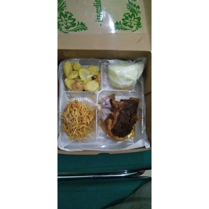

nasi box