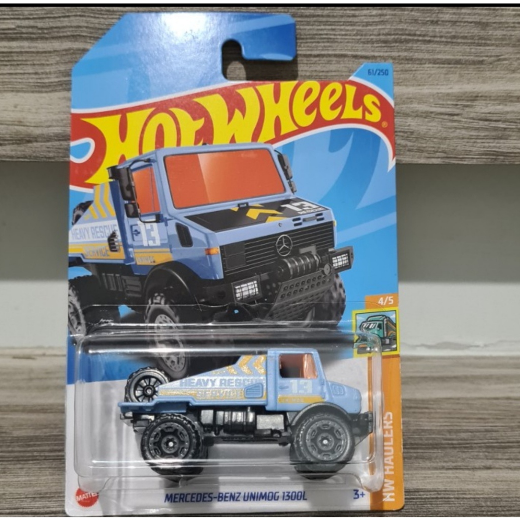 HOTWHEELS Mercy Unimog