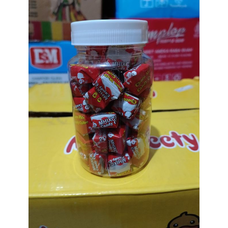 

cokelat cube mhixchu 60 pcs