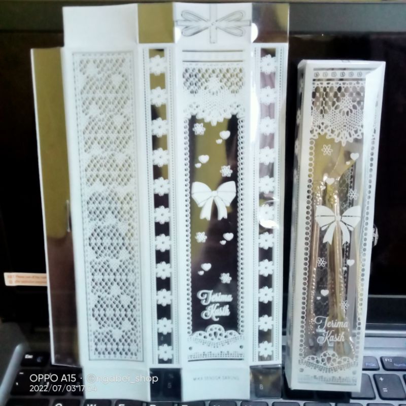 Kotak Mika Souvenir Untuk Kemasan Sendok Garpu