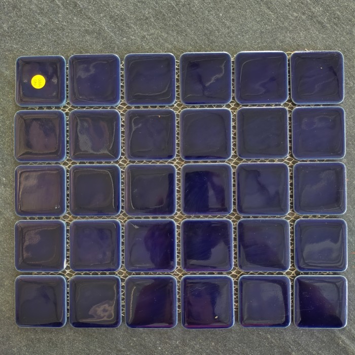 Keramik Dinding Kamar Mandi Tipe IND 440 Warna Biru Tua