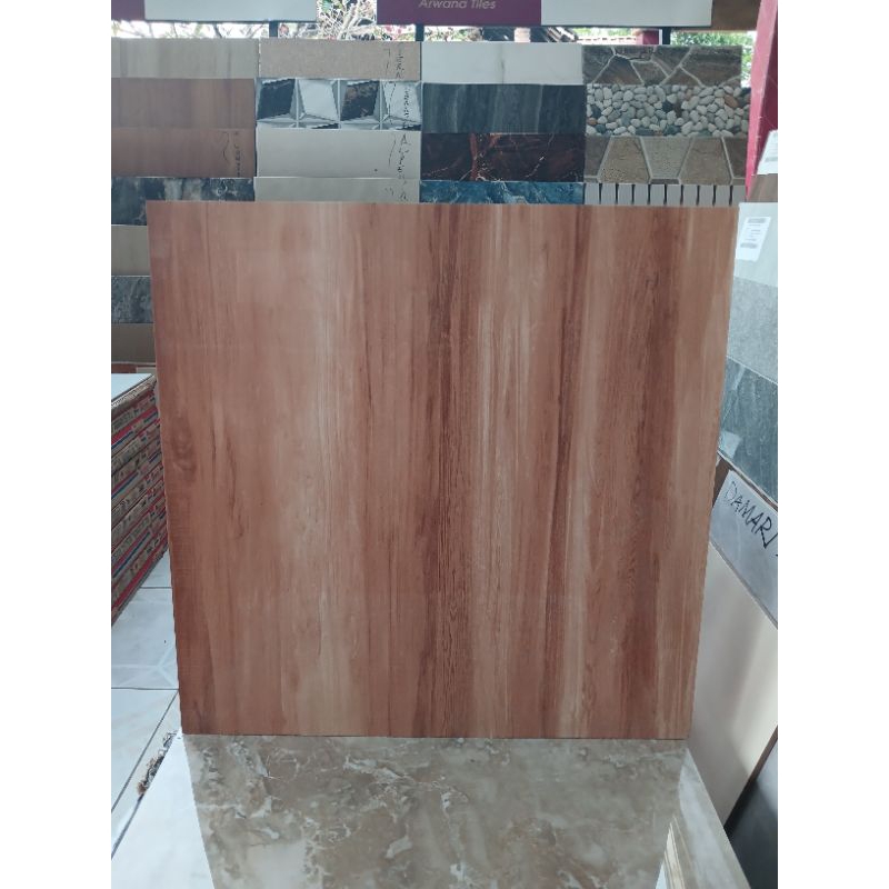 Granit 60x60 motif kayu