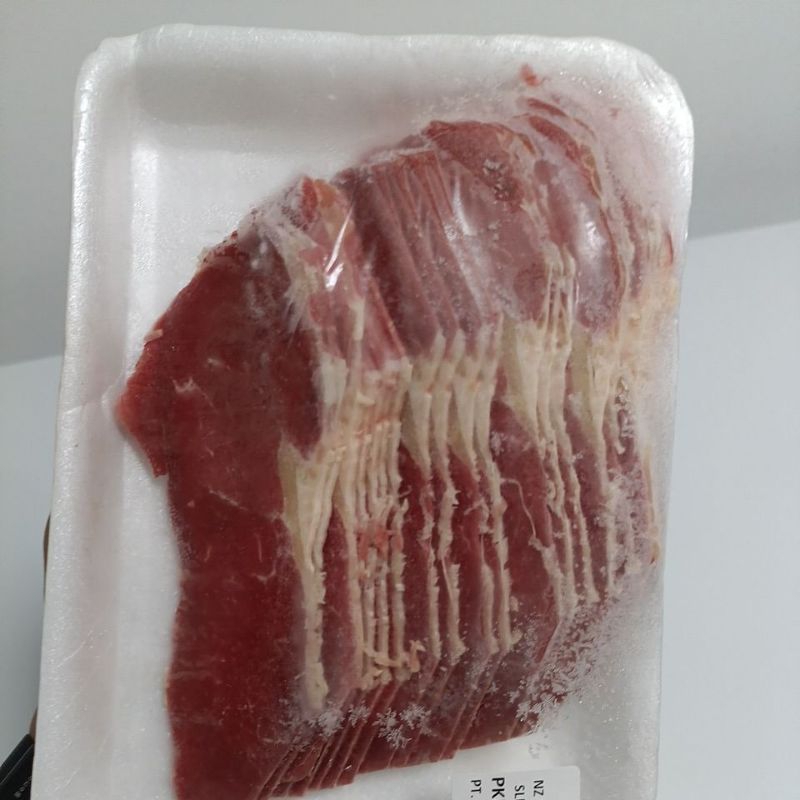 

Beef slice Striploin 250g