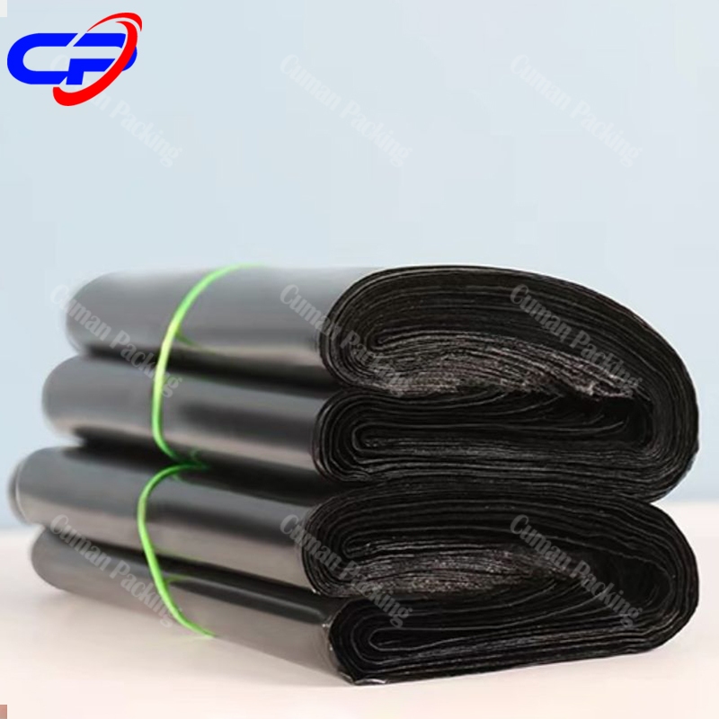 

ATH Polymailer LDPE 40x50cm 50pcs Packing Anti Plong Hitam Glossy Lem Perekat