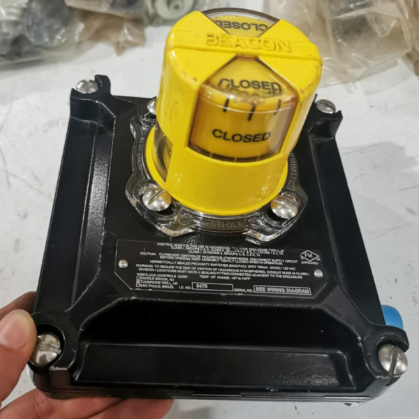 Promo Westlock Controls Corp 9479 9479SBY2B2M0600 Valve Position Monitor Murah