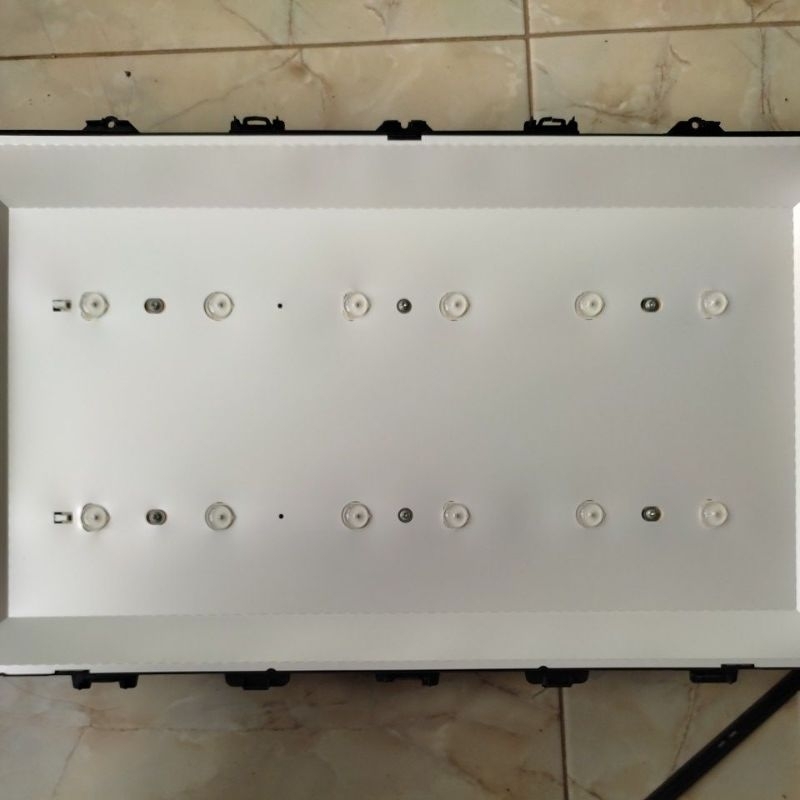 BL BACKLIGHT POLYTRON PLD 24D123 24D8511 24T8511 BL POLYTRON 24 INCH