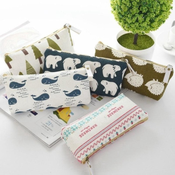 

Dijual Kotak Pensil Anak Kanvas Pencil Case Tempat Pensil Motif Unik Lucu Limited
