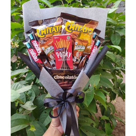 

MODEL MEO897 (S) Buket cowok/paket/bingkisan Snack Ulang Tahun/Ultah/ Wisuda/Kado/Hadiah/ ANNIVERSARY / CEWE
