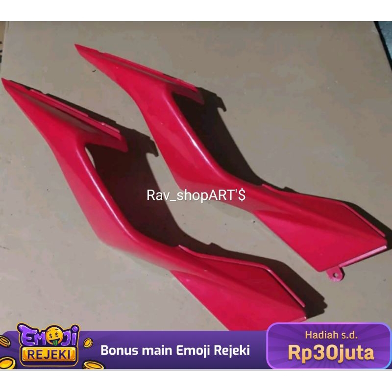 bodi belakang kanan MEGELLI 250 r re rv minerva
