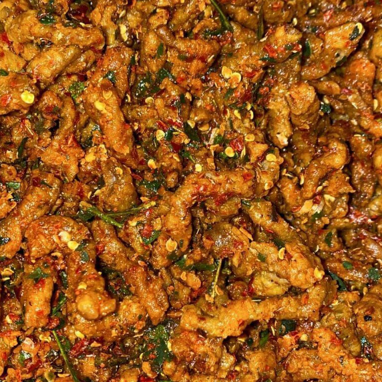 

Usus Krispi / kripik usus 500 Gram / 500Gram usus Crispy bumbu Pedas daun jeruk mantap ➙Sale