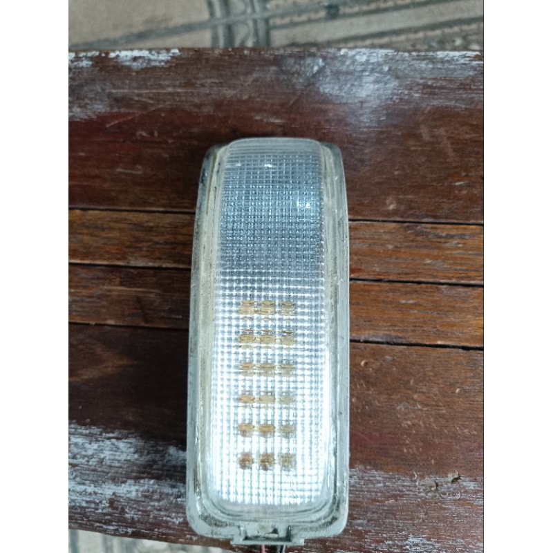 lampu rating spion serena c 24