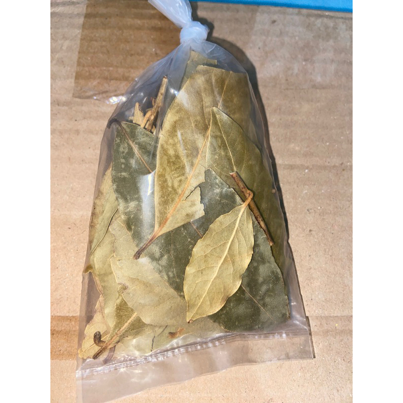 

bay leaves 10 gram