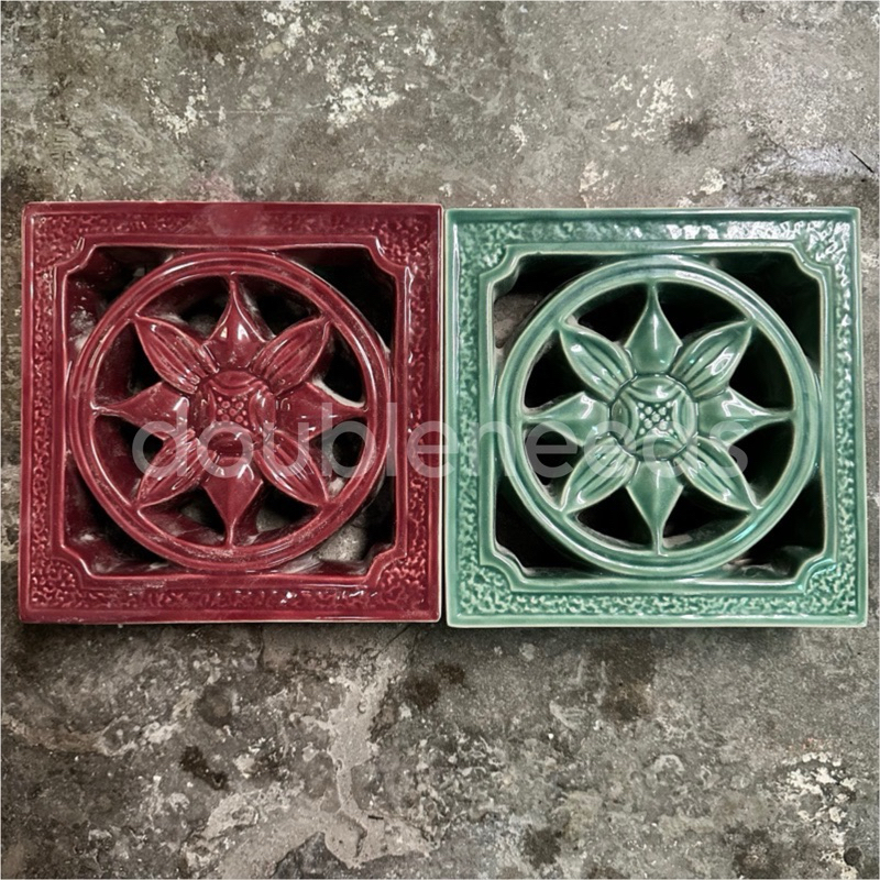 LOSTER KERAMIK BUNGA 1 / ROASTER KERAMIK / ANGIN-ANGIN DINDING