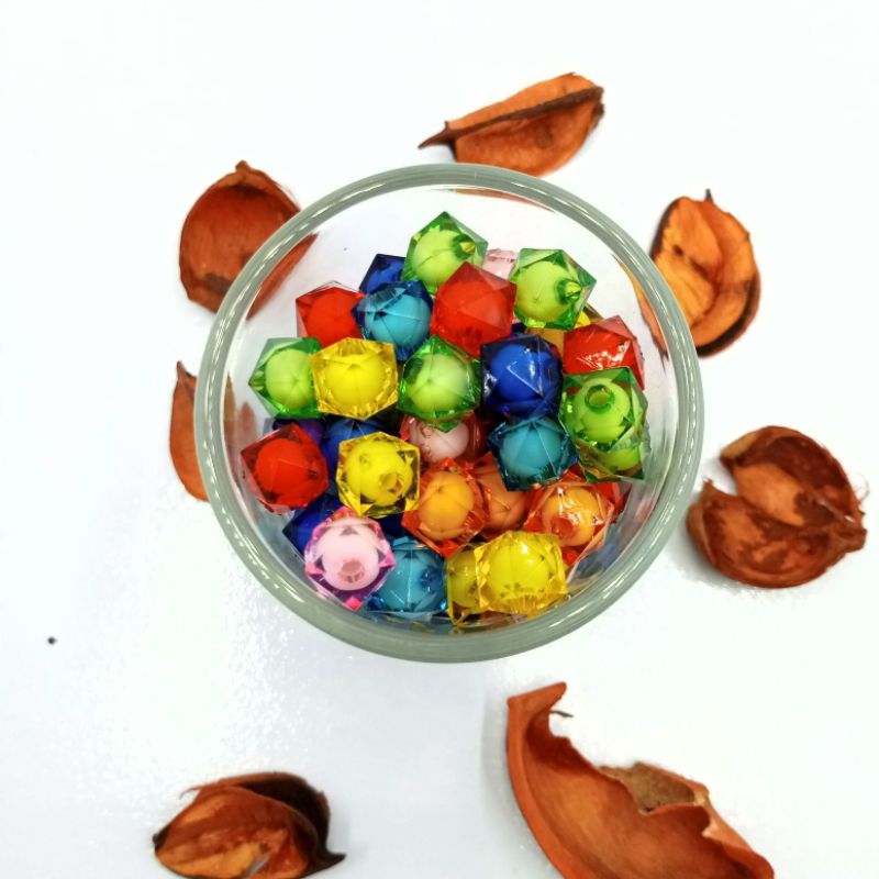 Manik Akrilik Kotak 1 Pon