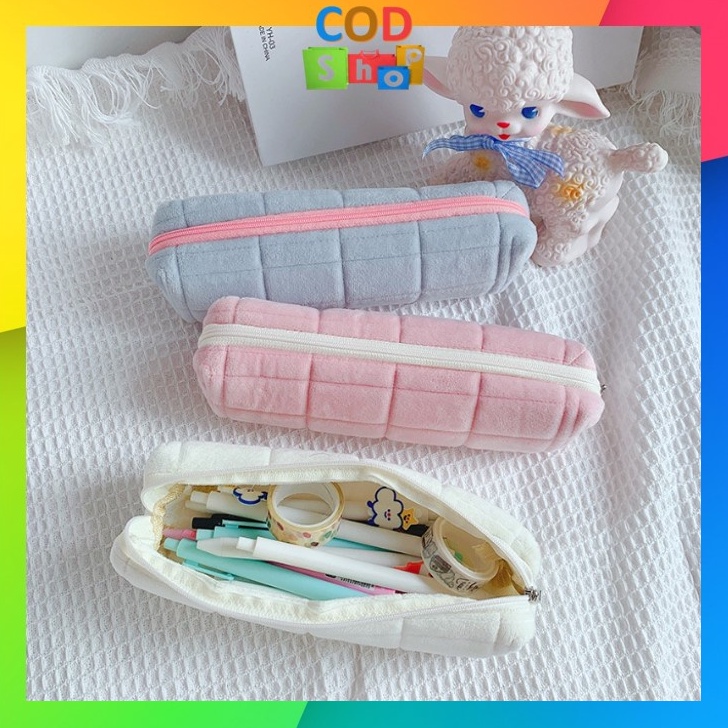 

[✴H24>] COD - T5958 Tempat Pouch Pillow Korea / Kotak Pensil Sleting Velvet Aesthetic Pastel / Kotak Pensil Bulu / Make Up Pouch For sale