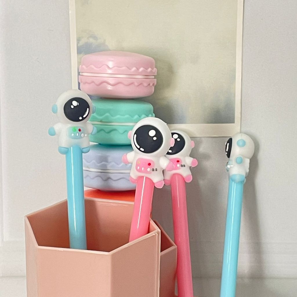

Pensil Graphite BENTUK karakter Astronot Pensil 2B Graphite Astronot MURAH ready 2 Warna biru dan pink Alat Tulis Sekolah Kekinian Stationary Fancy bisa COD