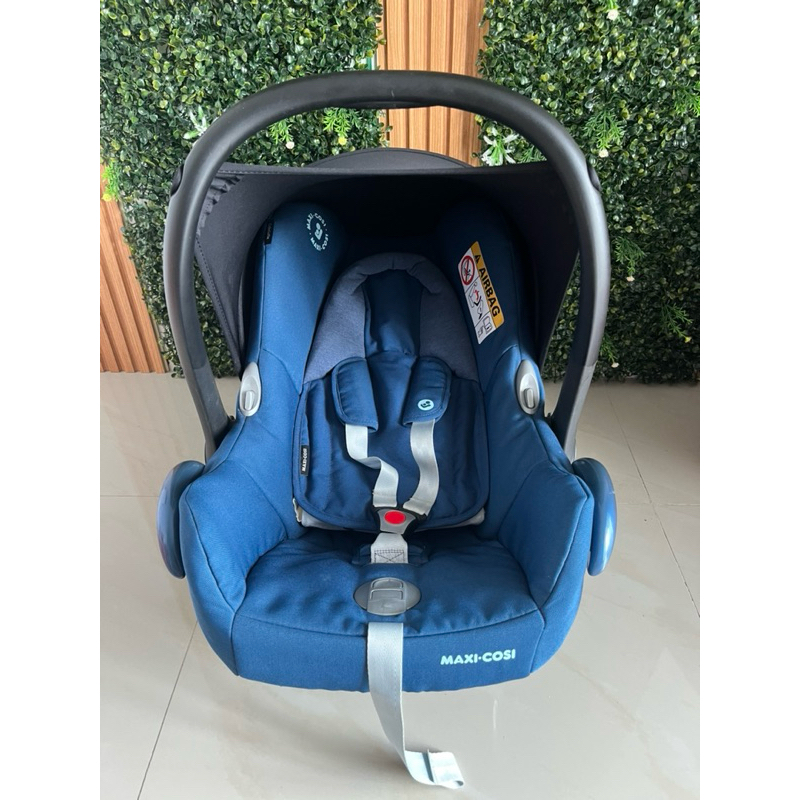 Preloved Carseat Maxi Cosi Cabriofix blue