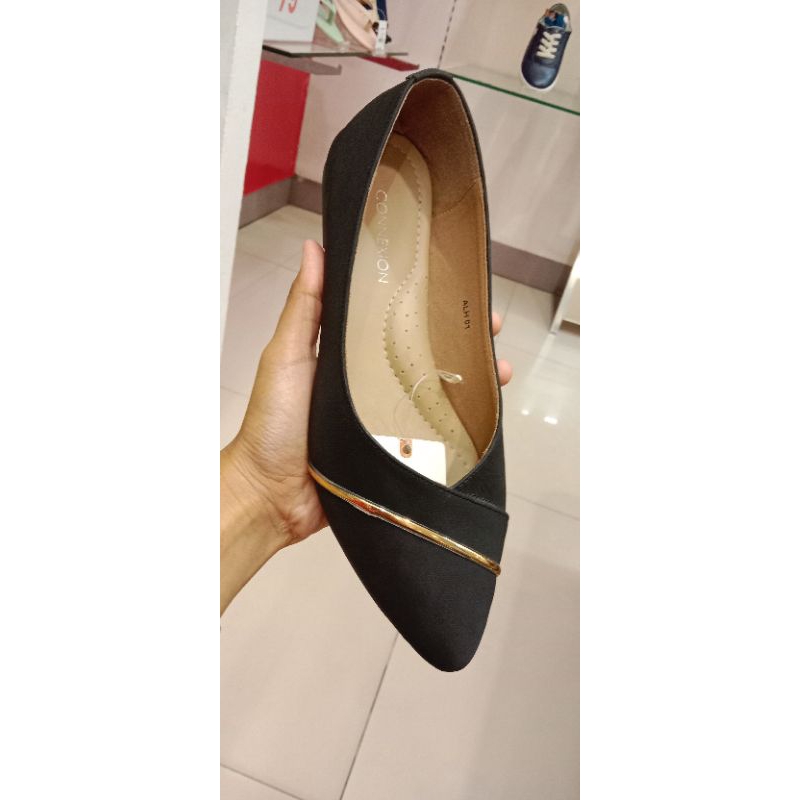 Connexion Shoes