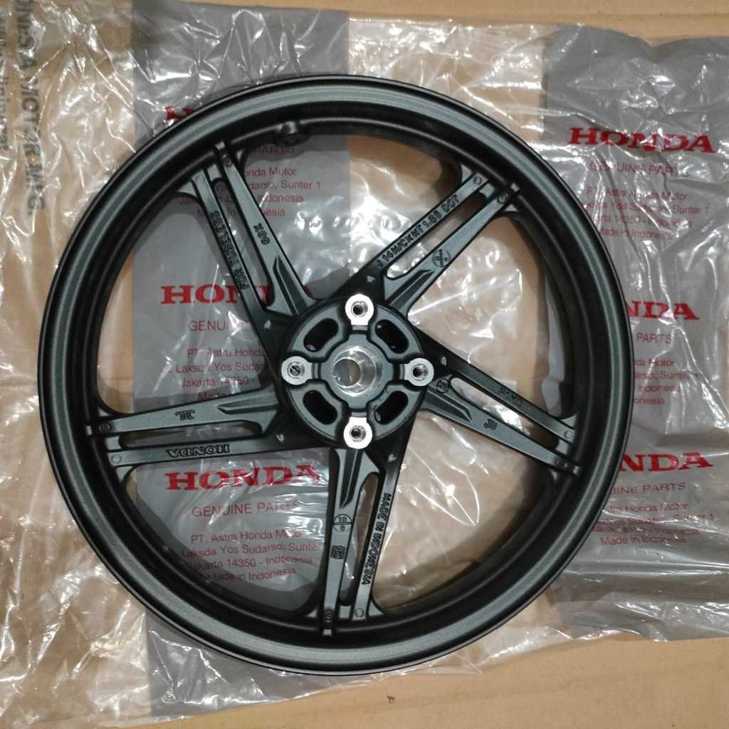 Velg beat esp Veleg beat esp Velg beat fi Veleg beat fi Velg depan beat fi Velg belakang beat fi 446