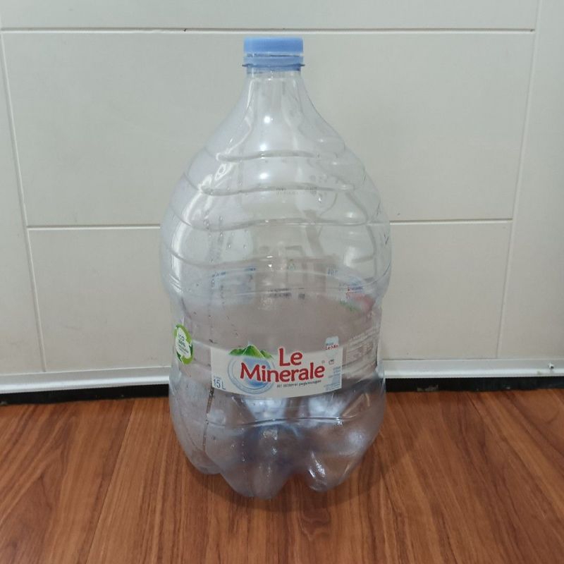 

Galon Kosong Le minerale leminerale 15Liter Bekas Preloved lemineral