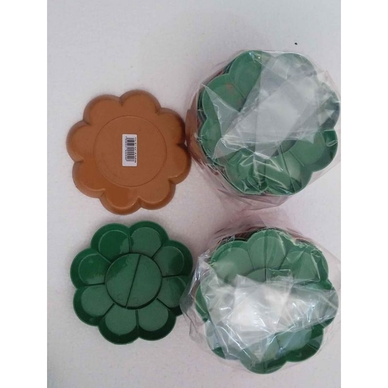 

tempat/wadah cat kuas