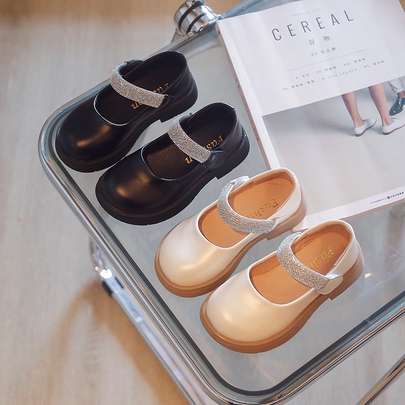 sepatu docmart / sepatu anak perempuan / sepatu anak docmart cantik / sepatu docmart anak perempuan 