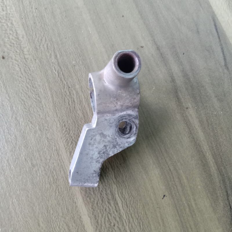 Breket dudukan rem belakang spion kiri ori yamaha mio sporty mio garnis soul karbu fino karbu