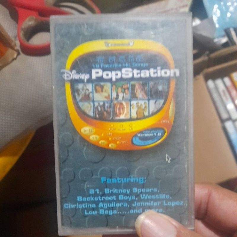 kaset pita disney pop station 19 favorite hits songs (0239)
