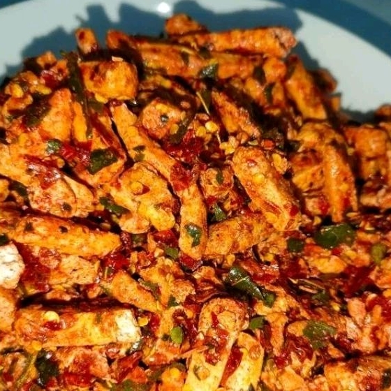 

Basreng pedas daun jeruk/Basreng pedas 500gr