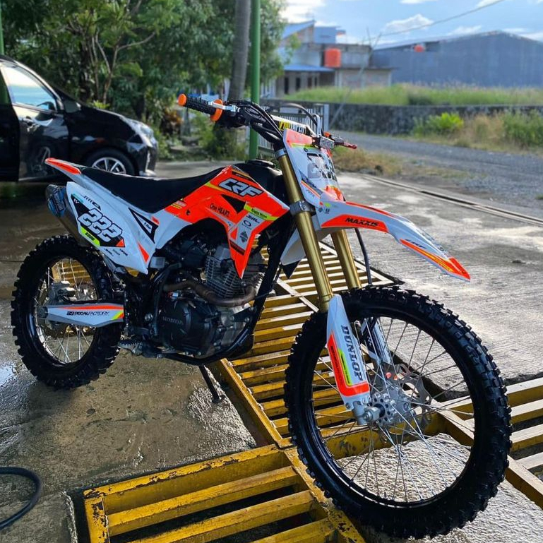 DECAL CRF 150L PUTIH KOMBINASI ORANGE STABILO CUSTOM NAMA DAN NOMOR