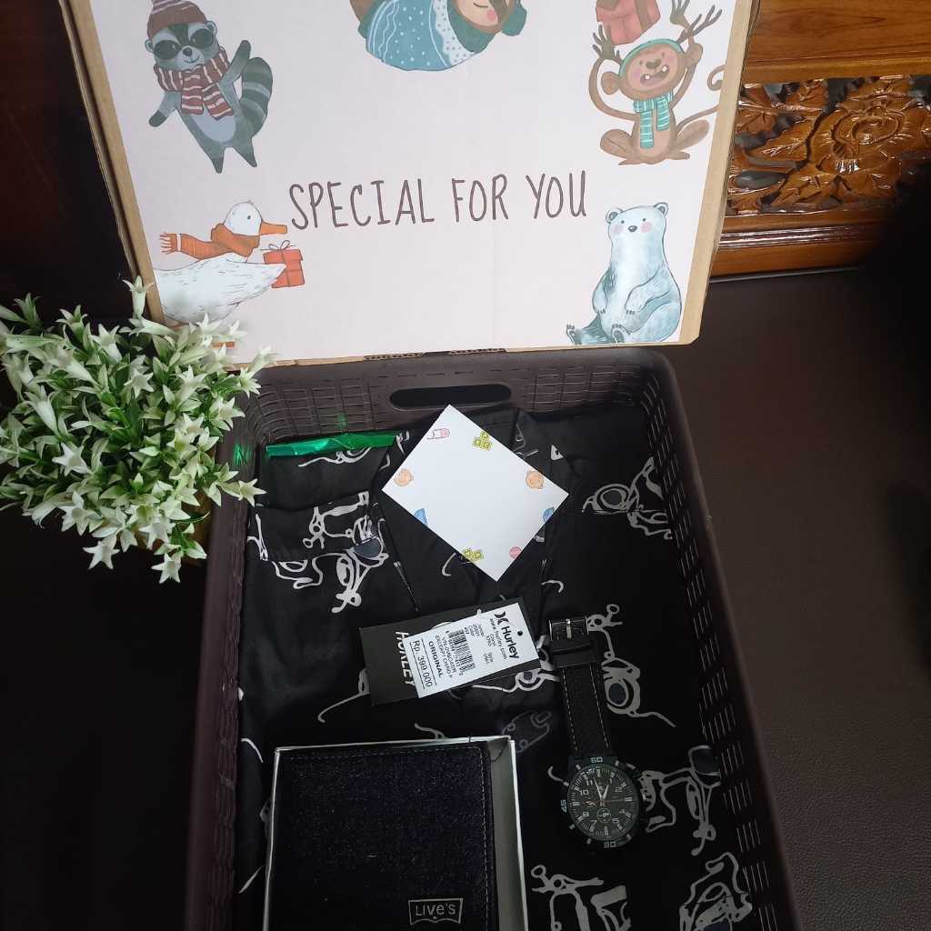 

Hampers untuk cowok buat hadiah pernikahan,persahabatan